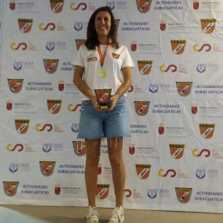 CAMPEONA CAZAFOTOSUB MURCIA 2022